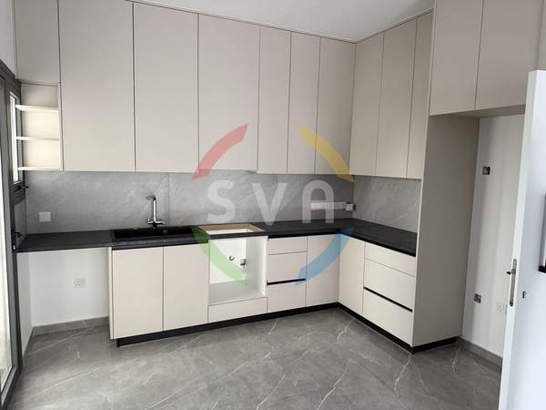 תמונת איפסונאס, לימסול למכירה (0)