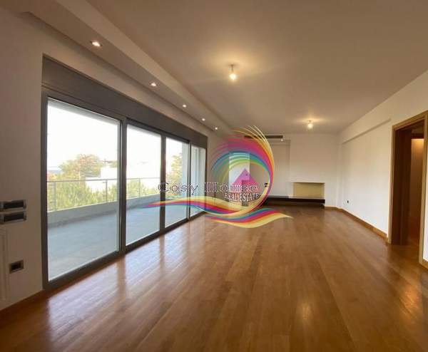 תמונת גליפדה, אתונה למכירה (0)