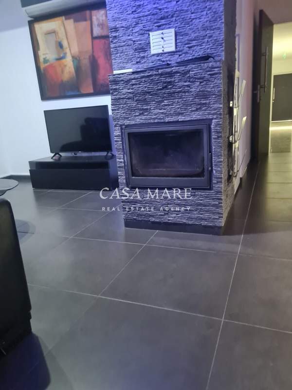 תמונת סטרולובוס, ניקוסיה למכירה (1)