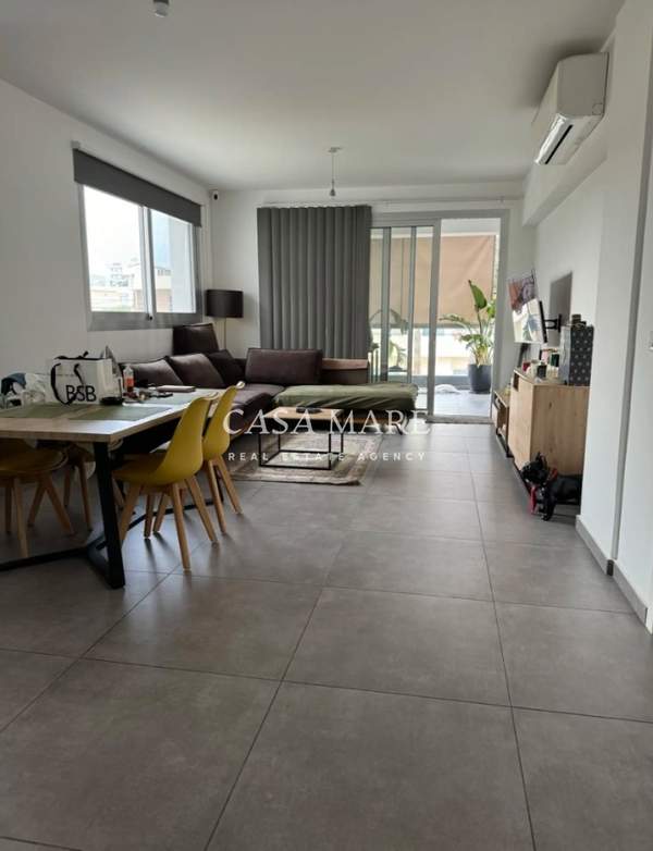 תמונת לאטסיה - גרי, ניקוסיה למכירה (0)