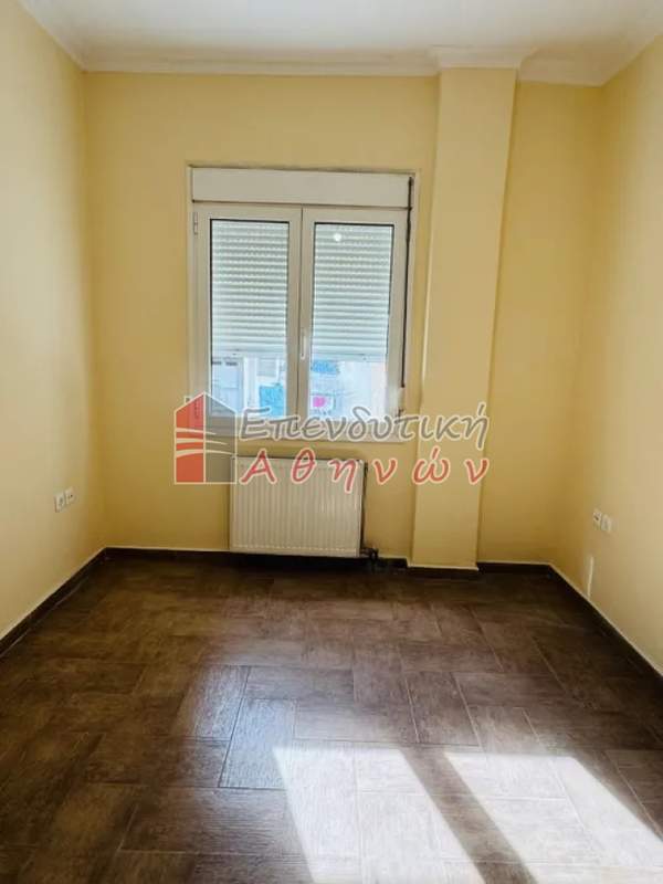 תמונת גודי, אתונה למכירה (1)