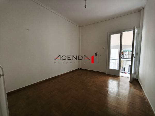 תמונת כיכר אמריקיס, אתונה למכירה (0)