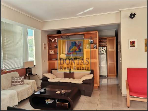 תמונת חאלנדרי, אתונה למכירה (1)