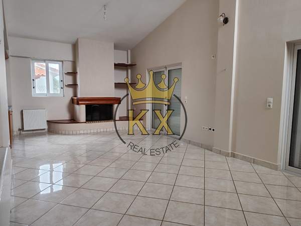 תמונת דיוניסוס, אתונה למכירה (1)