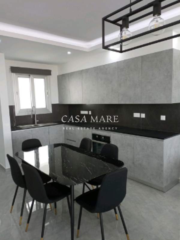 תמונת לקאטמיה, ניקוסיה למכירה