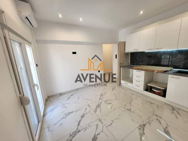 תמונת ברדאריס - כיכר הדמוקרטיה, רשות מקומית סלוניקי למכירה (0)