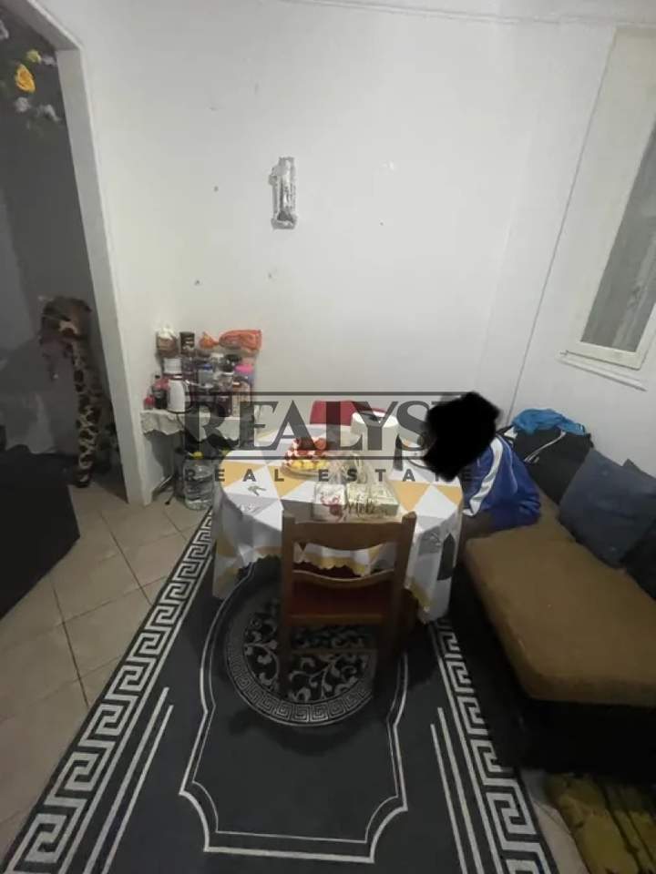 תמונת כיכר אמריקיס, אתונה למכירה