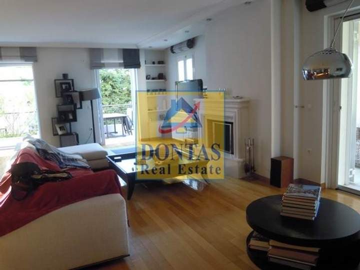 Nea Erythraia, Kifisia, Athens for sale
