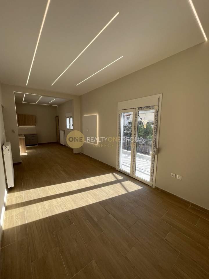 Keratsini, Athens for sale
