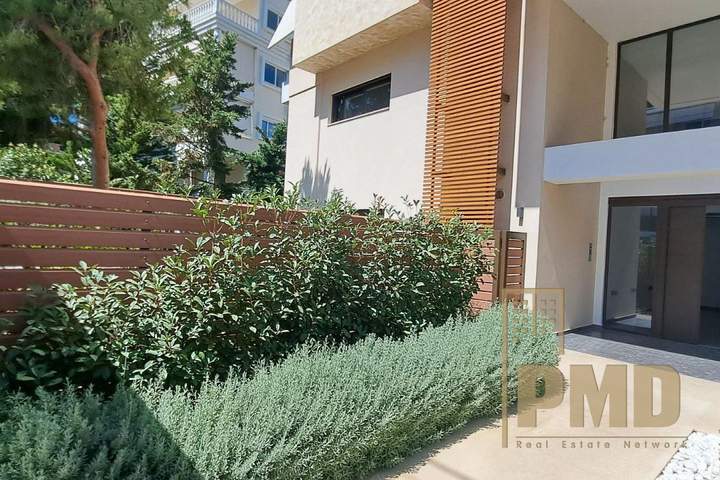 תמונת וולה, וארי - וולה -ווליאגמני, אתונה למכירה