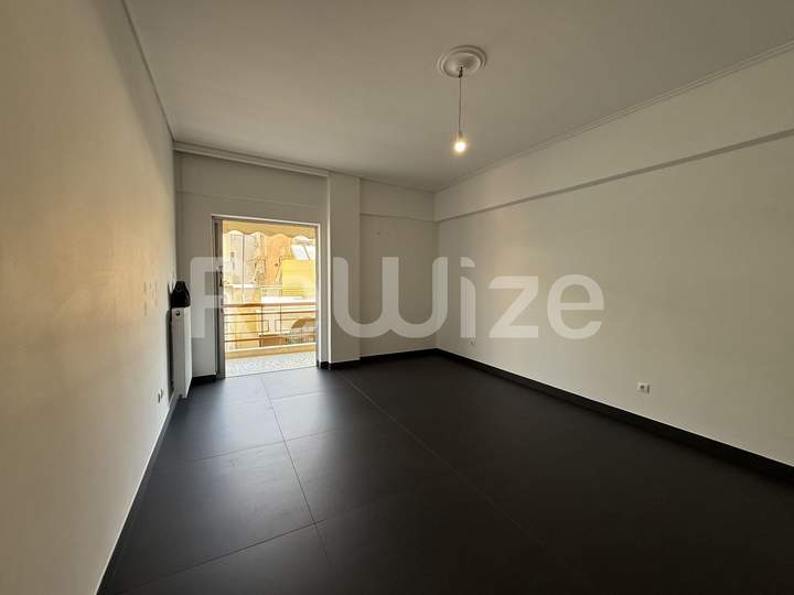 Gizi / Gkyzi, Athens for sale