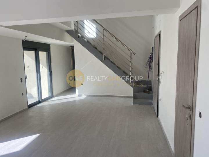 Nea Erythraia, Kifisia, Athens for sale