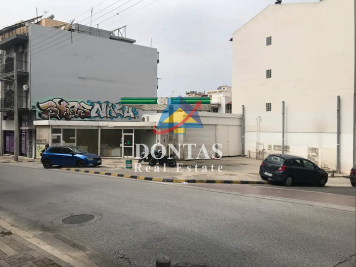 תמונת אנו דפני, אתונה למכירה