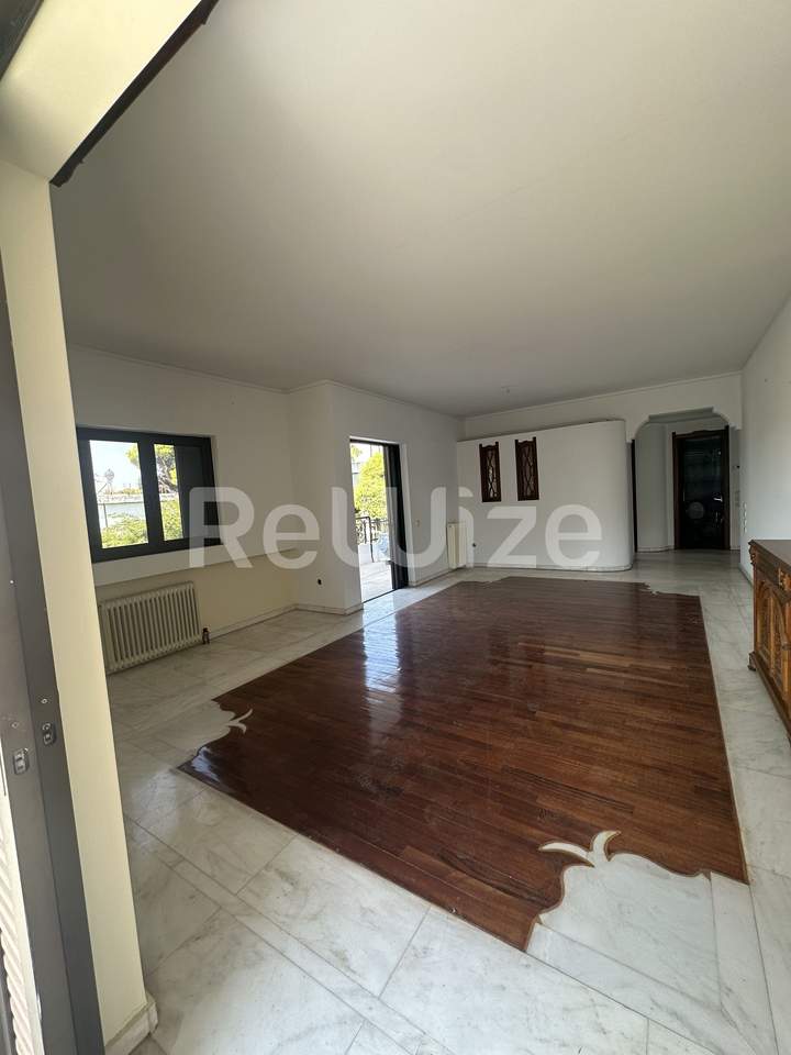 Melissia, Athens for sale