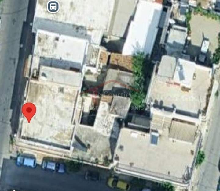 תמונת דפני, אתונה למכירה