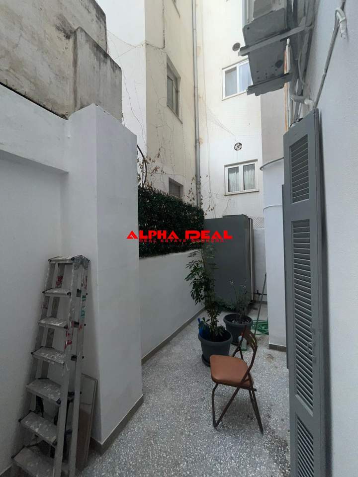 Freattida, Piraeus, Athens for sale