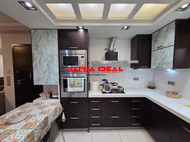Drapetsona, Athens for sale
