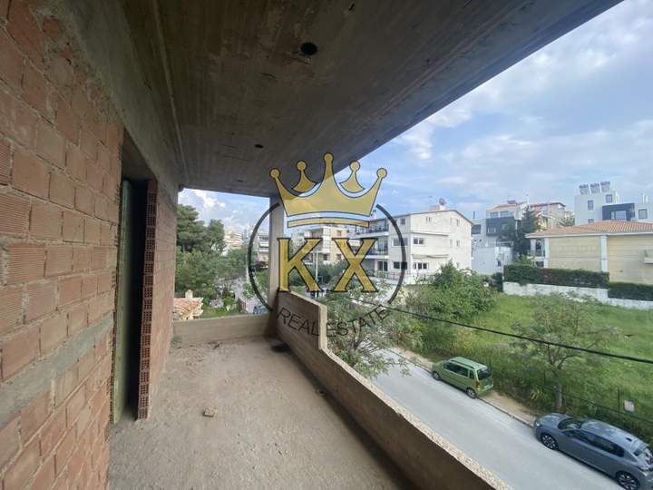 תמונת קיפיסיה, אתונה למכירה