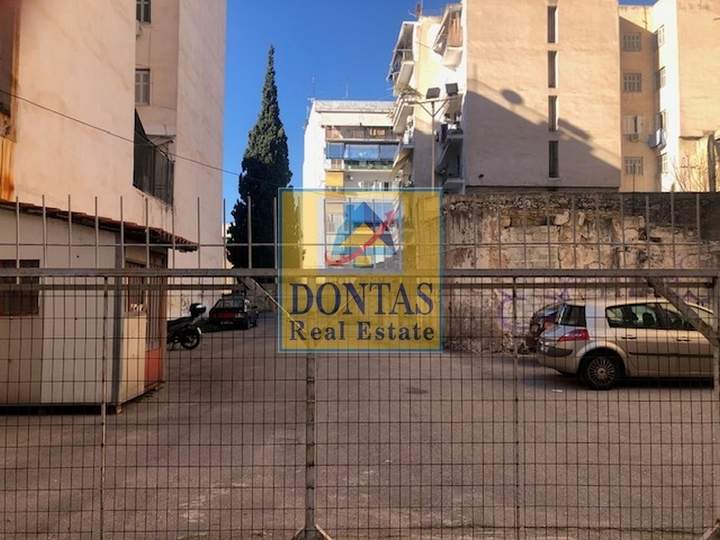 תמונת אטיקי, אתונה למכירה