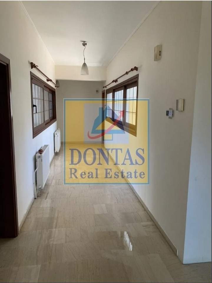 Nea Erythraia, Kifisia, Athens for sale