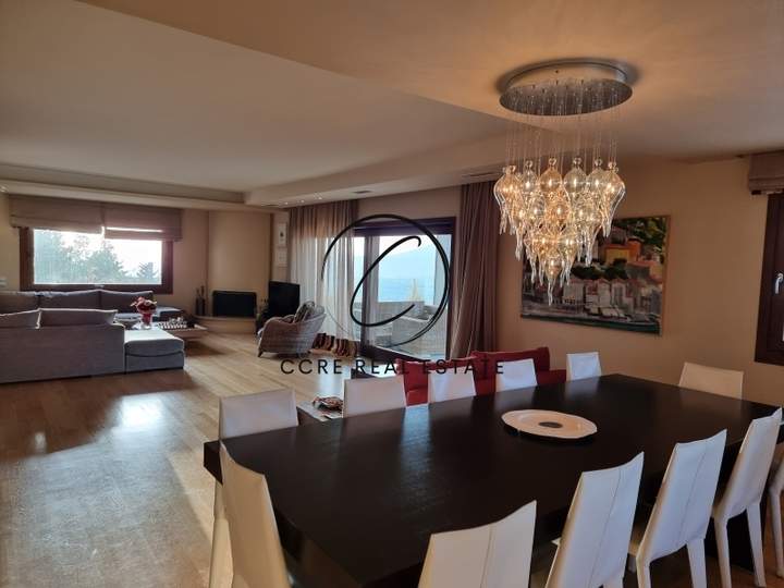 Nea Erythraia, Kifisia, Athens for sale