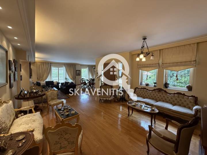 Nea Erythraia, Kifisia, Athens for sale