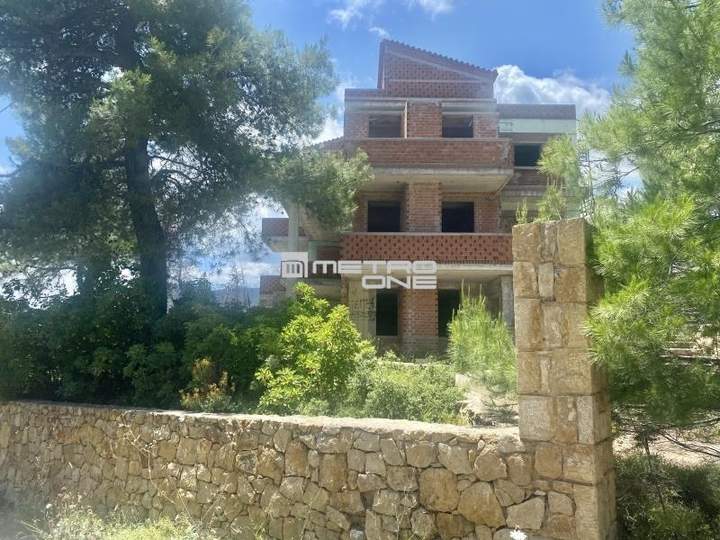 Oropos, Athens for sale