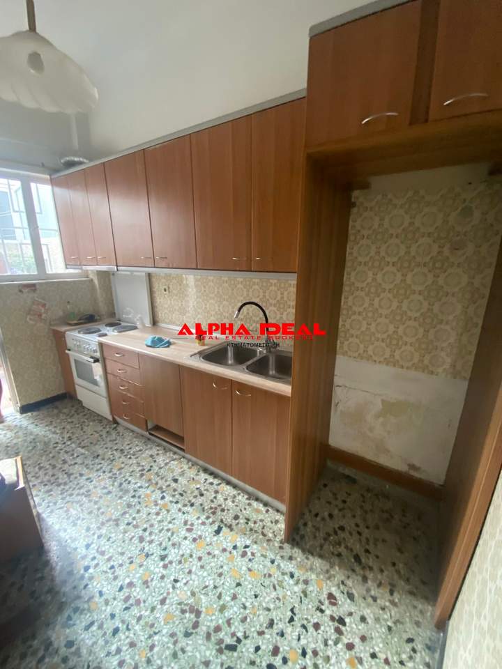 Keratsini, Athens for sale