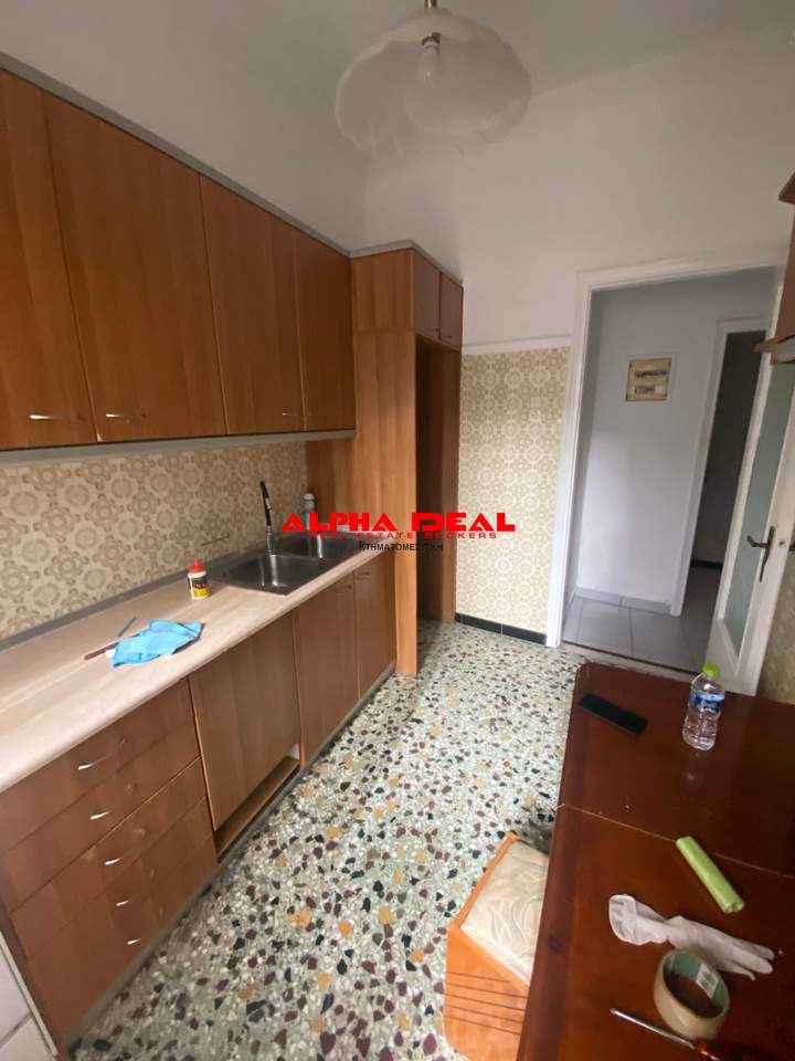 Keratsini, Athens for sale