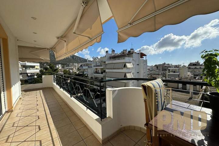 תמונת גליפדה, אתונה למכירה