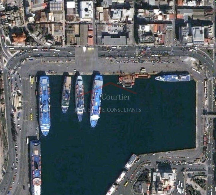 Center Piraeus, Piraeus, Athens for sale