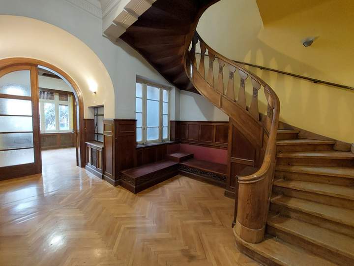 Syntagma, Athens for sale