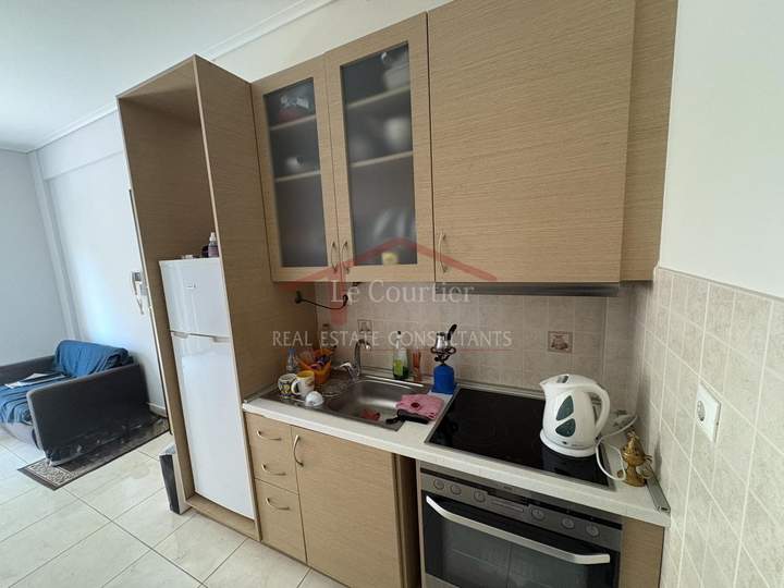 תמונת מוסקטו, אתונה למכירה