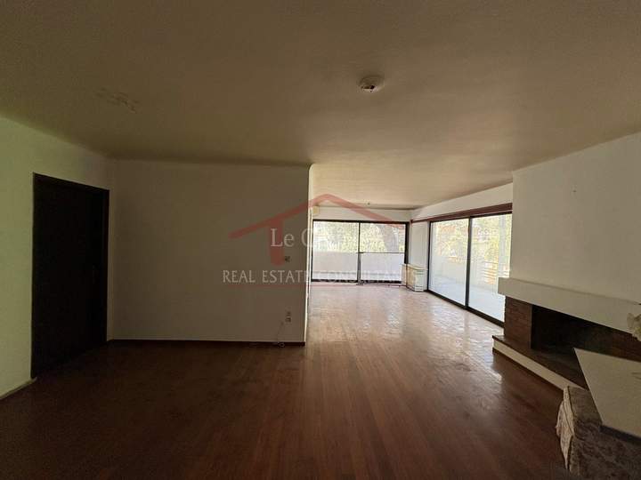 Nea Erythraia, Kifisia, Athens for sale