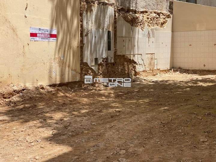 תמונת קאטו פטיסיה, אתונה למכירה