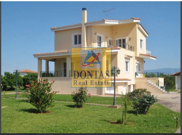 Aigialeia, Peloponnese for sale