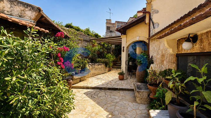 Apokoronas, Crete for sale