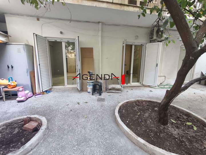 Ano kipseli, Athens for sale