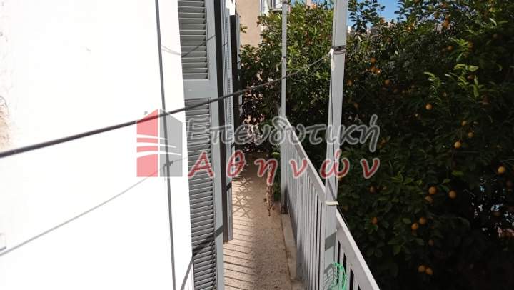 תמונת קוקאקי, אתונה למכירה