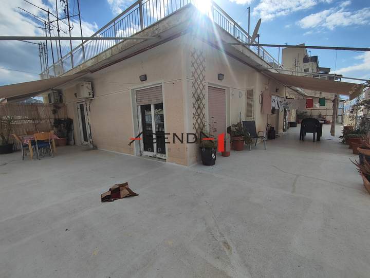 Gizi / Gkyzi, Athens for sale