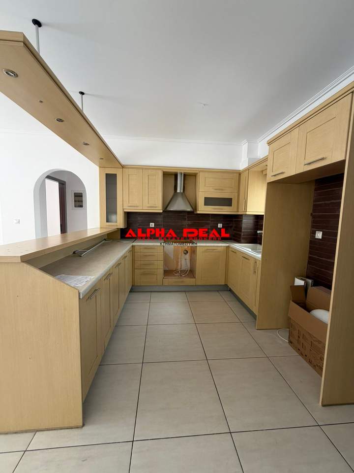 Keratsini, Athens for sale
