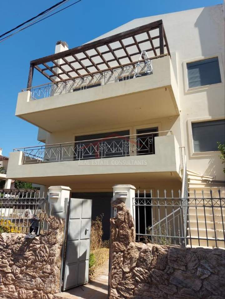 תמונת וארי, וארי - וולה -ווליאגמני, אתונה למכירה