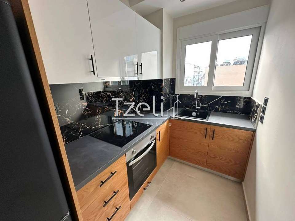 Image 1 of 30