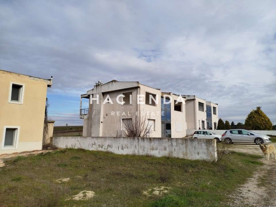 Image 1 of 30
