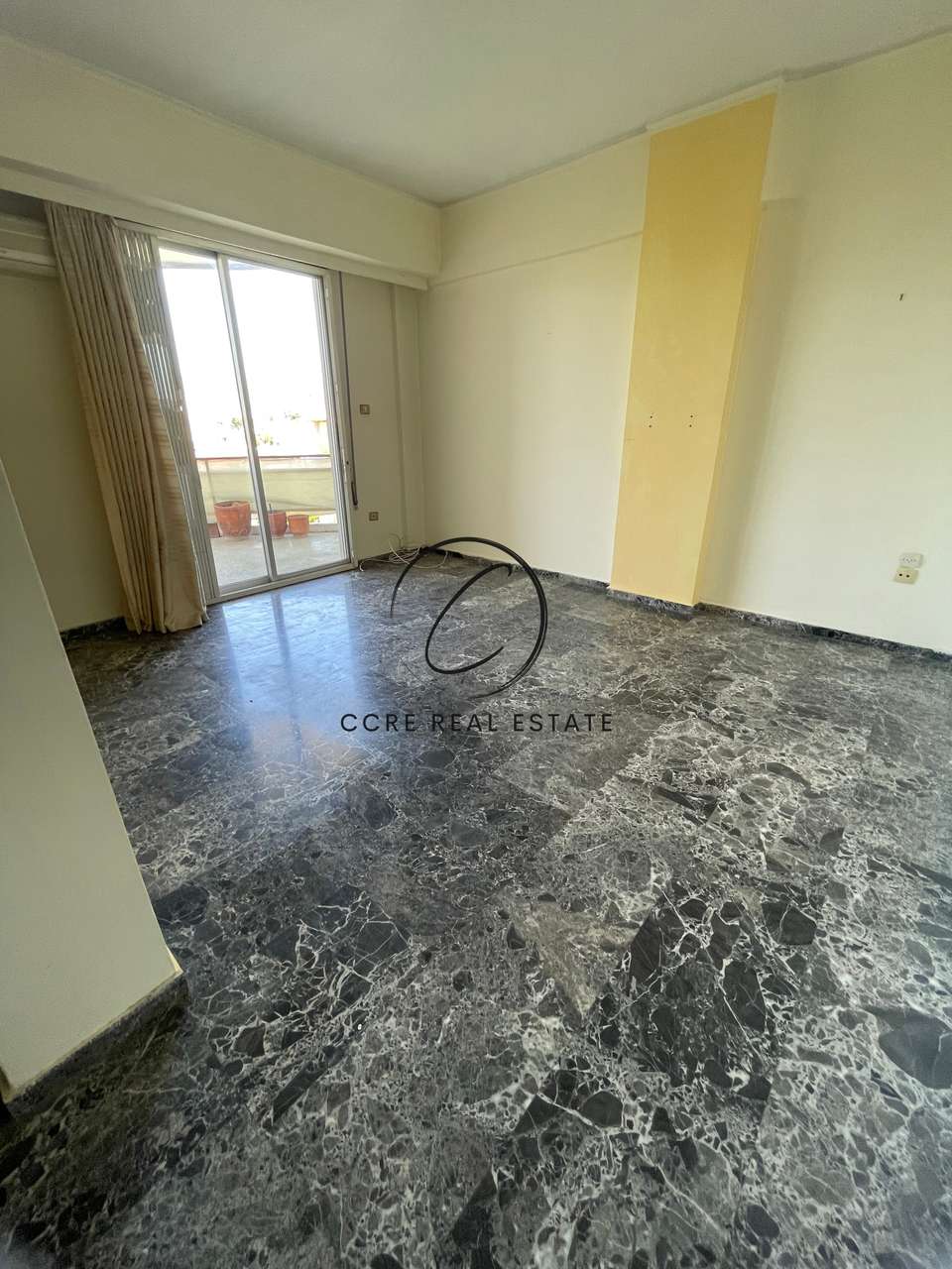 Image 2 of 30