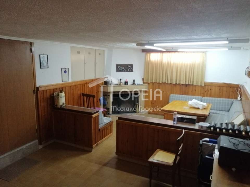 Image 1 of 25
