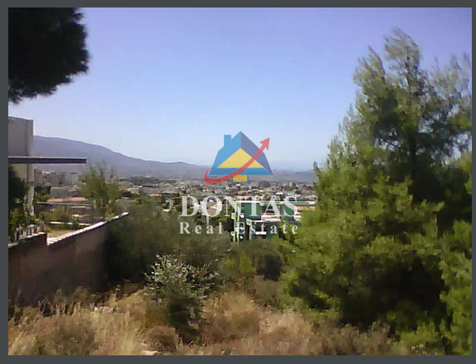 Image 0 of 8