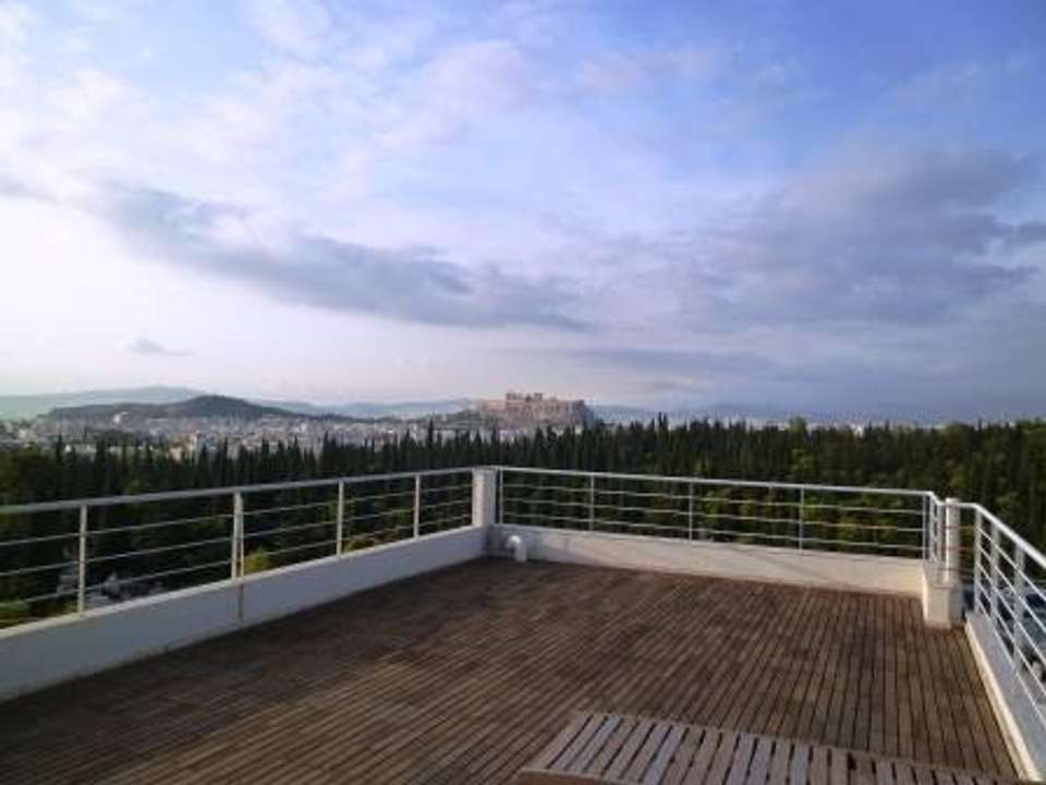 Image 0 of 20