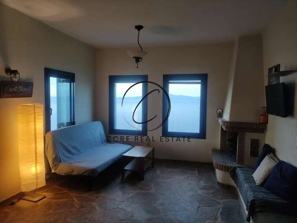 Image 2 of 19