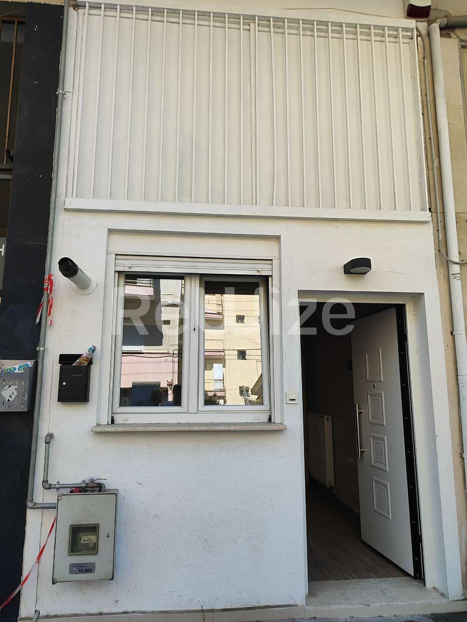 Image 1 of 21